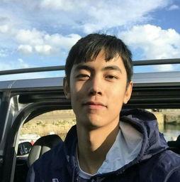 吃瓜娱乐图片头像男,自嘲“小肥猪”的喜剧人生