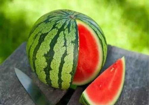 欣欣带你娱乐吃瓜,揭秘娱乐圈幕后故事