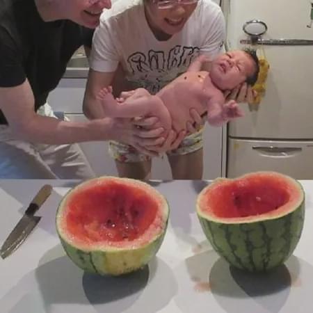 石榴男孩和奶奶娱乐吃瓜,石榴男孩与奶奶的欢乐吃瓜时光